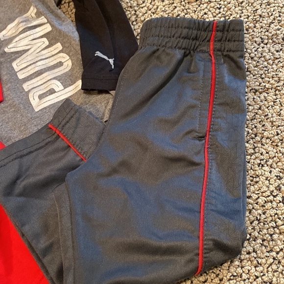 Puma Long & Short Sleeved Shirt & Pants Set Size 18 Months- Like New - Picture 4 of 6